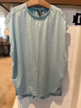 THE NORTH FACE Womens Muscle Tank Top size medium